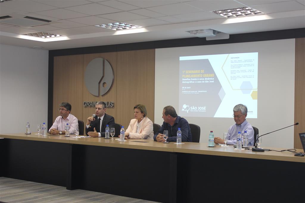 Auditor do TCE/SC participa de evento sobre planejamento urbano, em São José